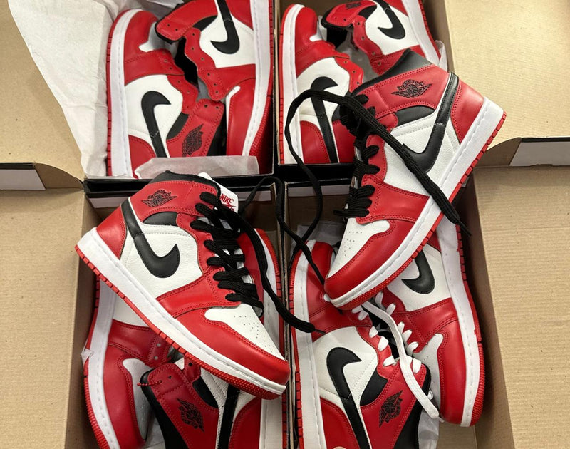 Tênis Nike Jordan Preto e Vermelho